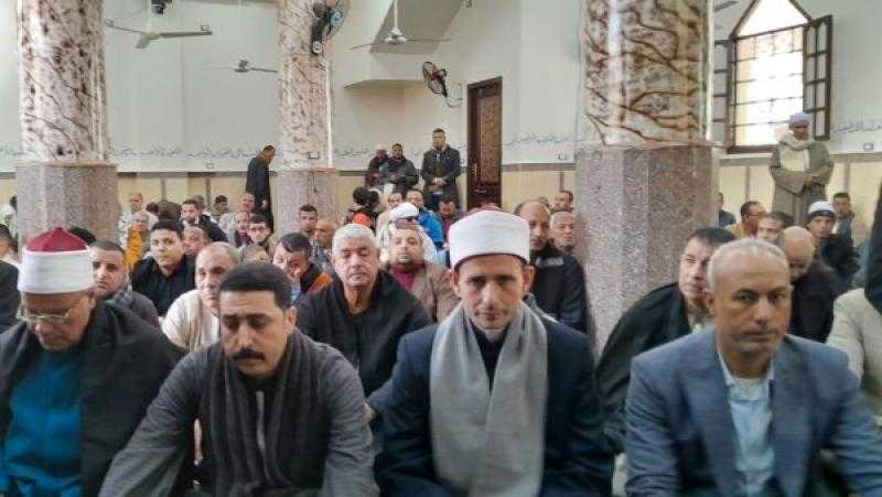 محافظ بني سويف يُنيب رئيس مركز الفشن في افتتاح مسجد ”الرحمن الغربى”