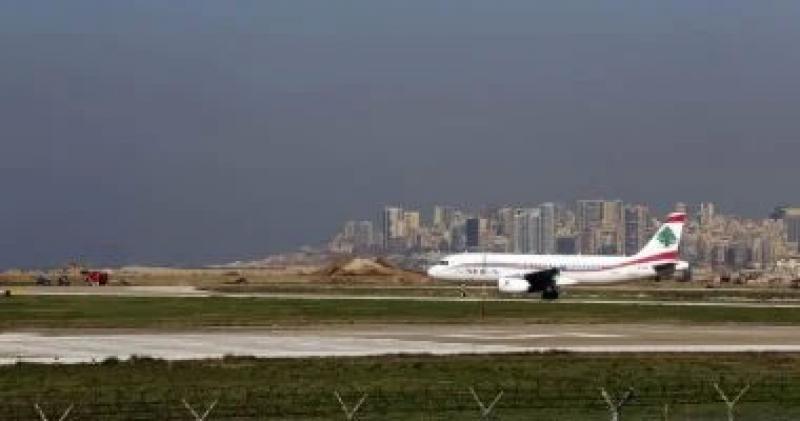 وزير العدل اللبناني يطلب من النائب العام التحرك الفوري للتحقيق في أحداث مطار بيروت