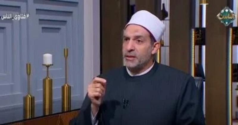 زوجى تجسس عليا وفتح رسائل بينى وبين إخوتى؟.. أمين الفتوى يُجيب