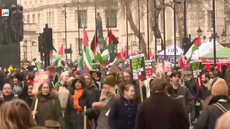 مسيرة حاشدة مؤيدة للفلسطينيين فى العاصمة البريطانية لندن