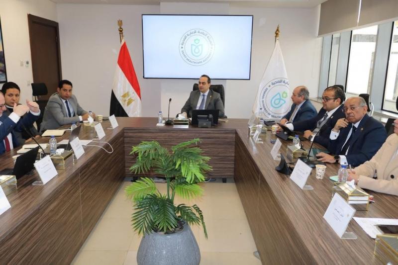 رئيس هيئة الرعاية الصحية يتابع التحضيرات النهائية لورشة عمل تحديث استراتيجية الهيئة
