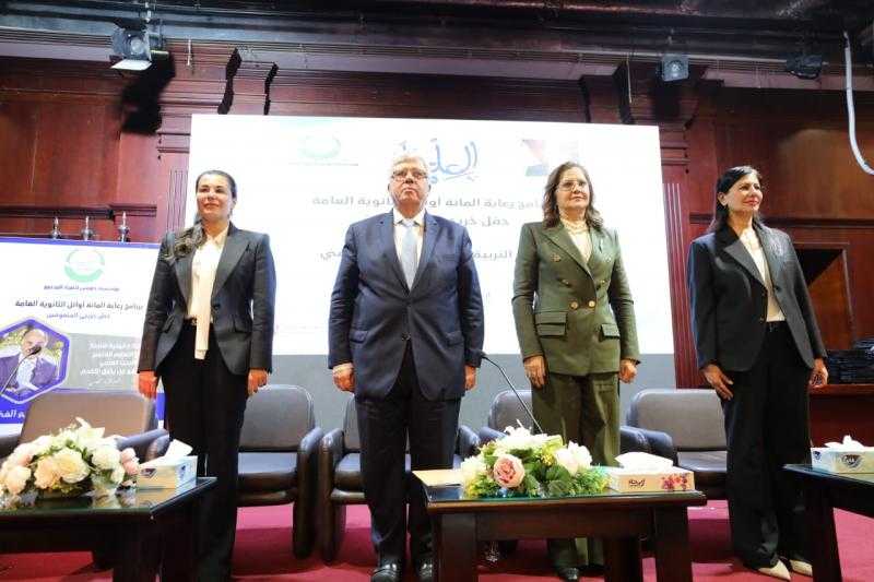 وزير التعليم العالي يشهد حفل تكريم أوائل شهادات الثانوية العامة والأزهرية بأكاديمية الشروق