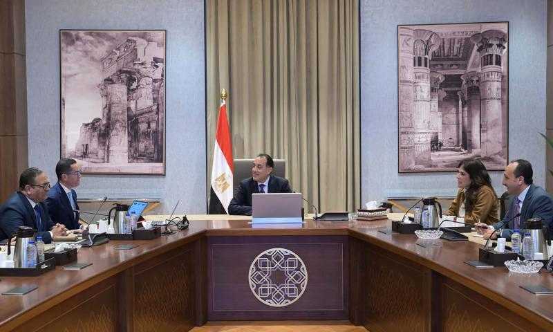 رئيس الوزراء يتابع مع وزير الاستثمار والتجارة الخارجية ملفات العمل