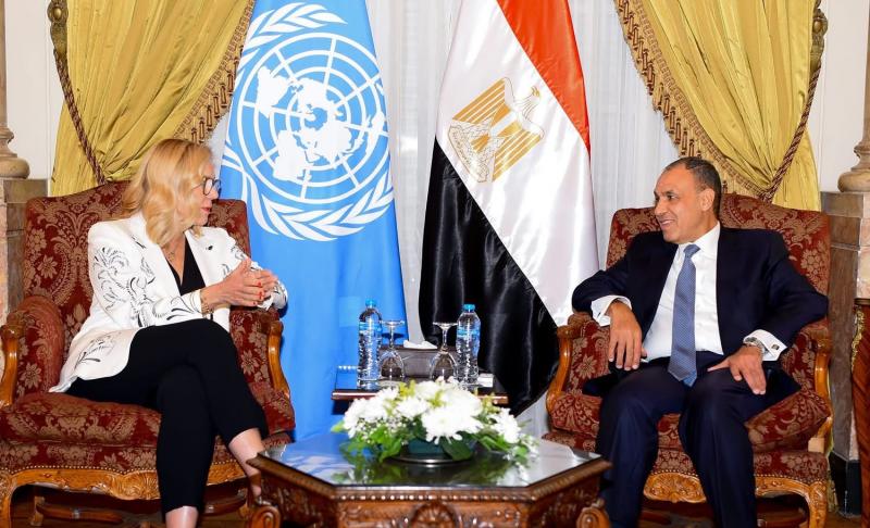 وزير الخارجية والهجرة يستقبل كبيرة مُنسقي الأمم المتحدة للشئون الإنسانية وإعادة الإعمار