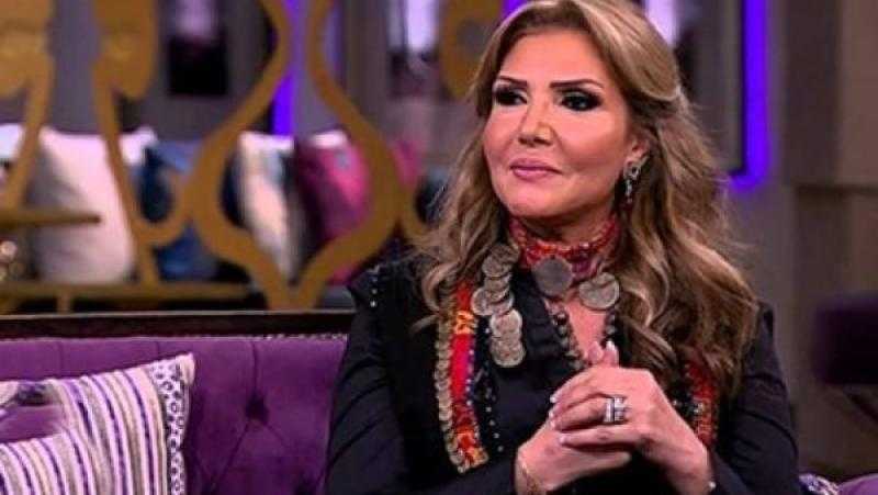 هل عمل النقابة عطلها عن تقديم أغنيات جديدة؟.. الفنانة نادية مصطفى توضح