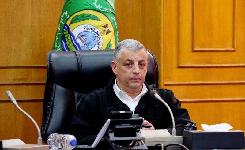 محافظ الإسماعيلية يعلن تعريفة الركوب الجديدة لسيارات الأجرة والتاكسي