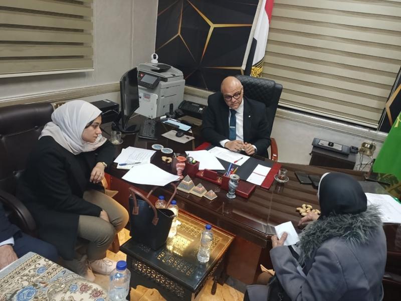 خط أحمر