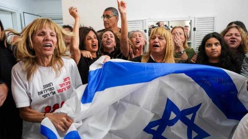 70% من الإسرائيليين يرون ضرورة تنفيذ المرحلة الثانية من صفقة التبادل مع حماس