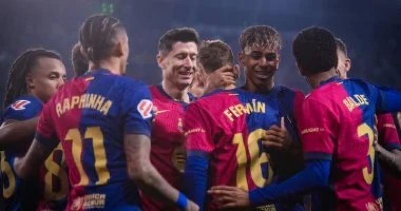 لاس بالماس ضد برشلونة.. يامال وليفاندوفسكي يتصدران قائمة البارسا وغياب فاتي