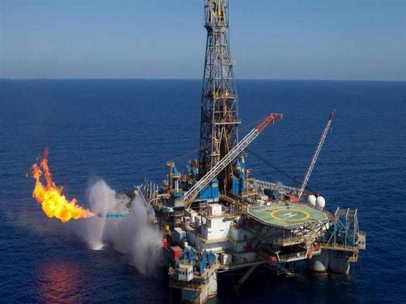 موعد غلق مزايدة التنقيب عن النفط والغاز في مصر بـ12 منطقة