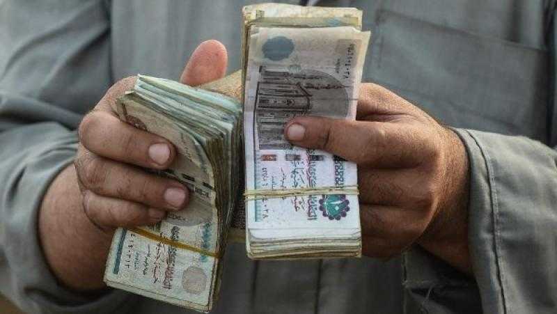 نقابة العاملين بالقطاع الخاص: بعض المنشآت تتلاعب لعدم تطبيق الحد الأدنى للأجور