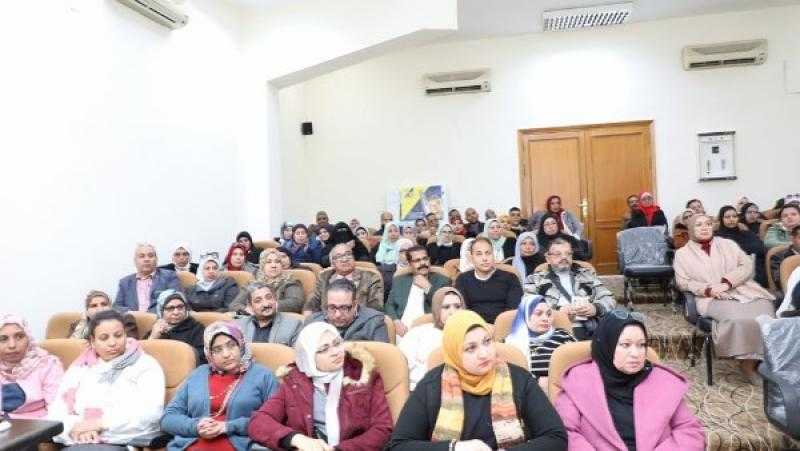 البحر الأحمر.. دورة حول الذكاء الاصطناعي لتحسين كفاءة العاملين بالجهاز الإداري