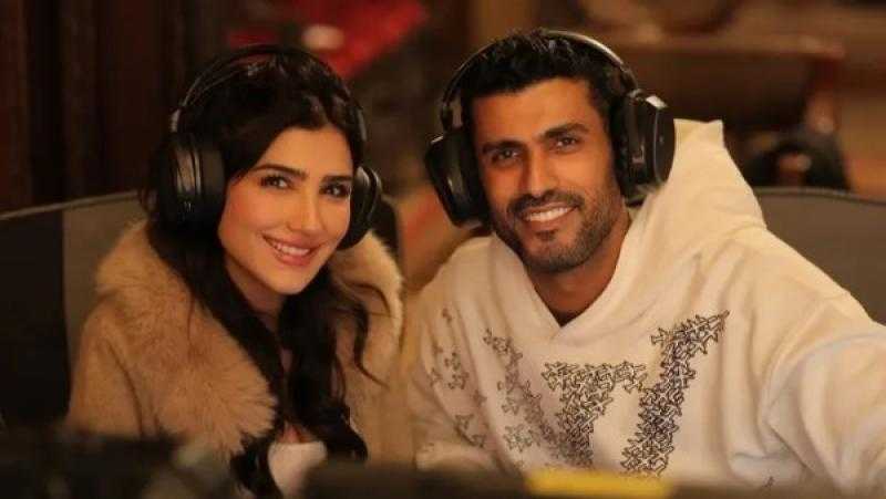 محمد سامي ومي عمر في كواليس تصوير سيد الناس