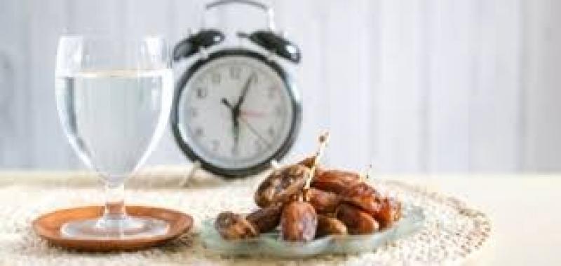 تسبب جلطات .. طبيب يحذر من هذه العادات خلال شهر رمضان