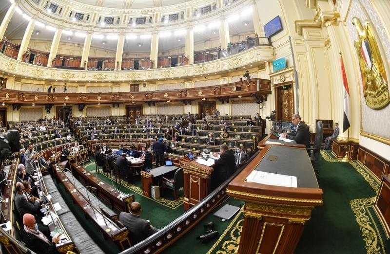 مجلس النواب يُقر 90 يومًا لبدء تطبيق قانون العمل الجديد