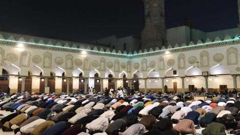 صلاة التراويح 20 ركعة بالجامع الأزهر وختم القرآن الكريم كاملاً