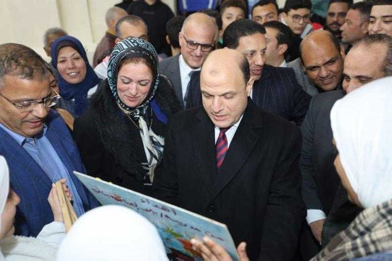 محافظ كفر الشيخ يتواصل مع أهالي بيلا ونصرة للاستماع إلى طلباتهم والعمل على حل مشاكلهم