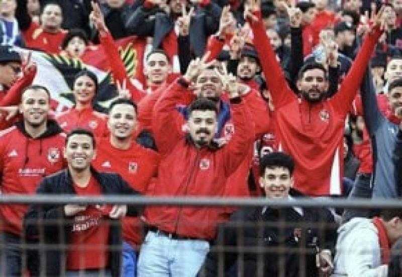 إيقاف أيمن عبد العزيز وتغريم الأهلي وجماهيره بعد الأسبوع الـ16 بالدورى