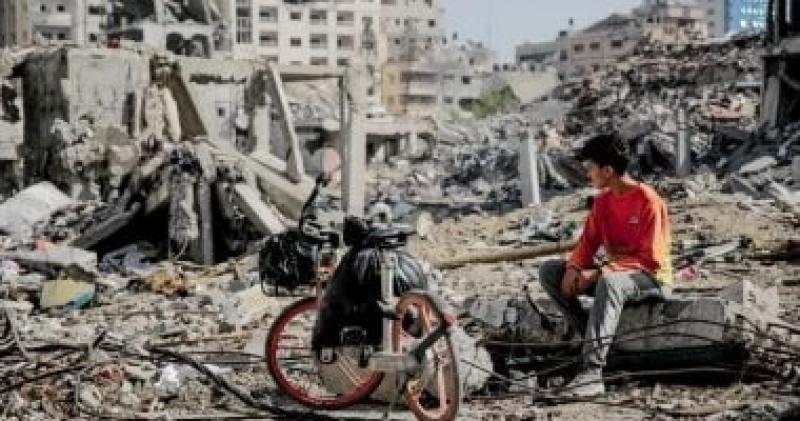 استشهاد فلسطينيين إثر قصف مسيرة إسرائيلية شرق مطار غزة المدمر برفح جنوبي غزة