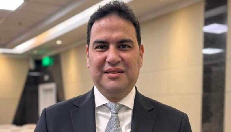 انضمام المصرفي عمرو ثابت لأسرة بنك التعمير والإسكان رئيسا للبطاقات Head of Cards