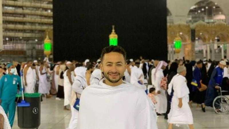 أميرة بدر تفاجئ حمادة هلال بسؤال عن أول دعوة أمام الكعبة