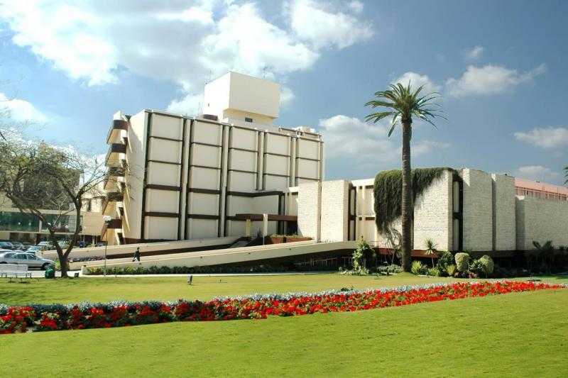 مركز الكلى بجامعة المنصورة يحصل على اعتماد الجمعية الدولية كمركز تدريبي إقليمي