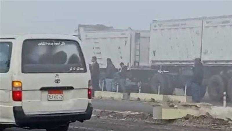 مصرع 5 أشخاص وإصابة 20 بحادث تصادم طريق محور الضبعة (تفاصيل)