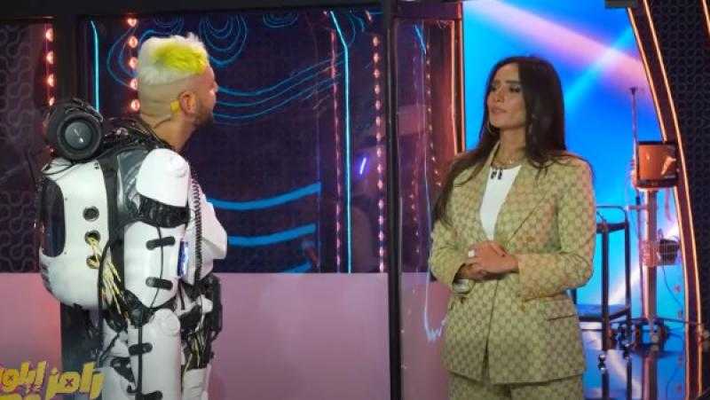 رامز جلال لـ زينة: مش ناوية تصالحي رانيا يوسف.. والأخيرة: ما أعرفهاش