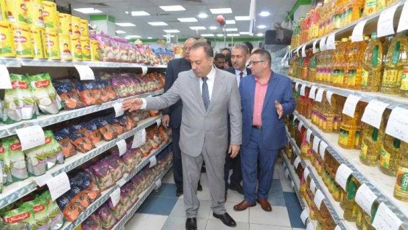 محافظ أسيوط يفتتح معرض أهلاً رمضان بالمقر الرئيسي للشركة المصرية لتجارة الجملة