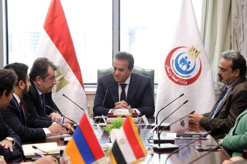 وزير الصحة يبحث مع سفير أرمينيا تعزيز التعاون الصحي وتوسيع الشراكات في التصنيع الدوائي والتأمين الصحي