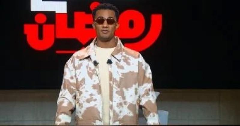 ”مدفع رمضان” يهدى 200 ألف جنيه للفائزة فى ”لعبة الأرقام” على dmc