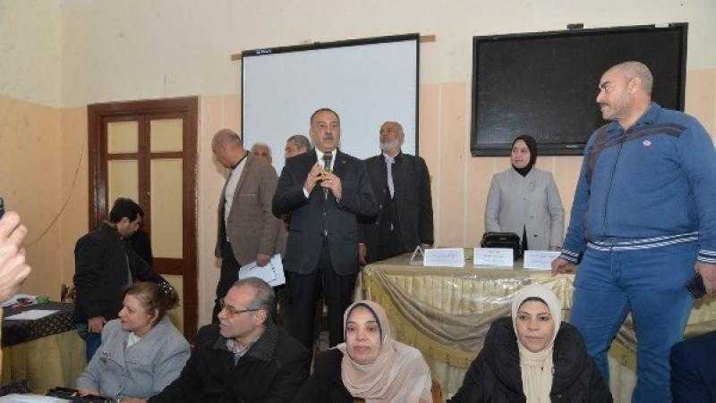 بمشاركة 26 مدرسة.. محافظ أسيوط يشهد مسابقة أوائل الطلبة للمرحلة الثانوية