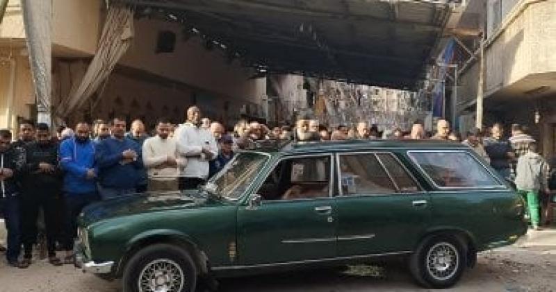 وصول رفات الضحية الثالثة لسفاح المعمورة لصلاة الجنازة بالإسكندرية