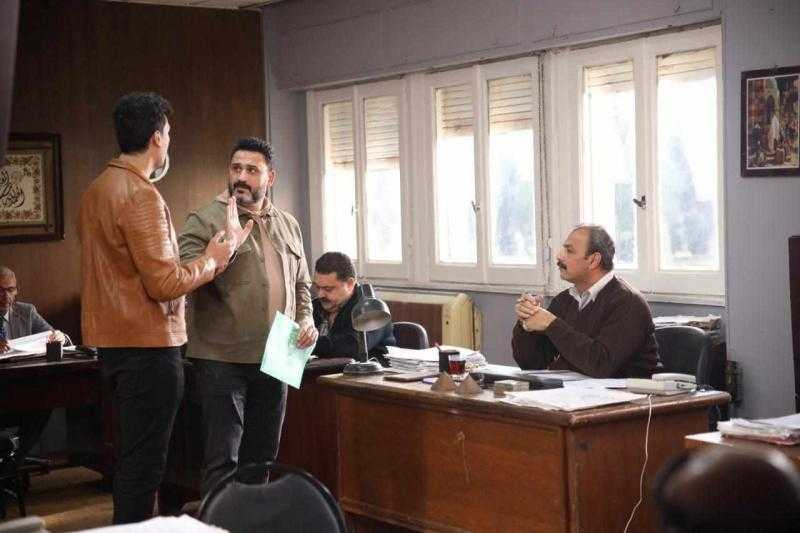 الحلقة التاسعة من مسلسل الكابتن.. أكرم حسني ينفذ طلب سحر