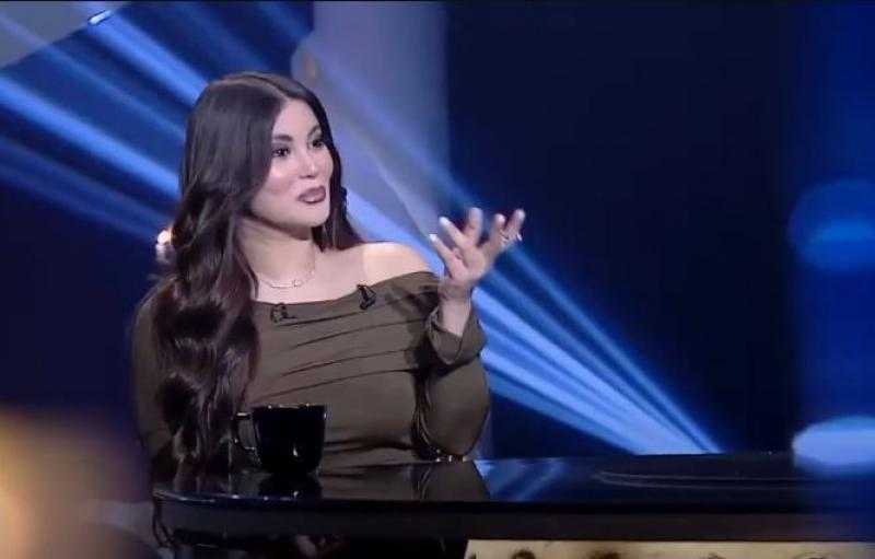 هدى الإتربي عن تقليد زينة لها في العتاولة: موتنا من الضحك