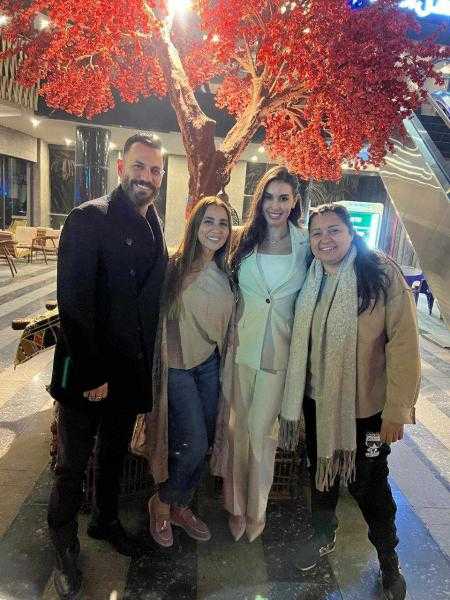 أبطال مسلسل ”الأميرة ظل حيطة” يحتفلون بانتهاء تصويره