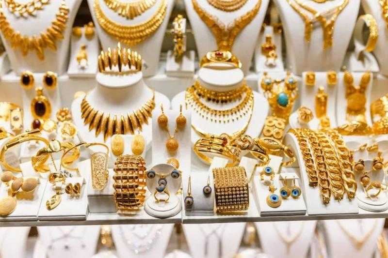 سعر الذهب في ختام التعاملات اليوم الجمعة 14 مارس 2025