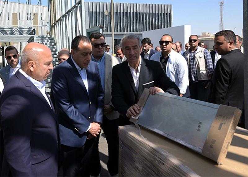 مدبولي يؤكد استمرار دعم الحكومة للصناعة لتقليل فاتورة الاستيراد وتوفير فرص عمل جديدة
