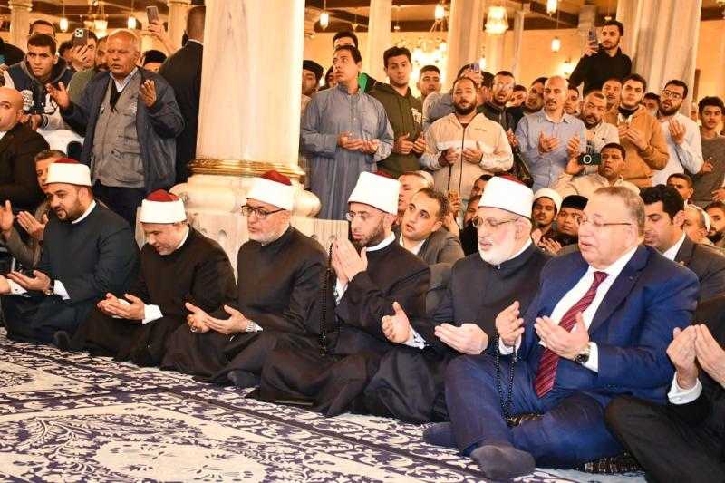 الأزهري يشهد احتفال وزارة الأوقاف بذكرى يوم بدر بمسجد الإمام الحسين رضي الله عنه