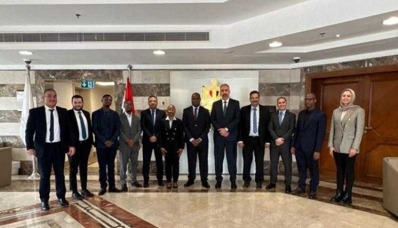 وفد فني من تنزانيا يزور البنك المركزي المصري للتعرف على تجربته الناجحة في مجال الأمن السيبراني للقطاعات المالية والمصرفية