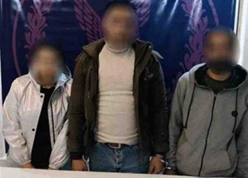استدرجته للإفطار خارج المنزل.. سيدة تختطف زوجها لابتزازه ماديا