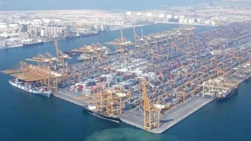 نائب محافظ الإسماعيلية يبحث احتياجات المنطقة الاقتصادية لقناة السويس