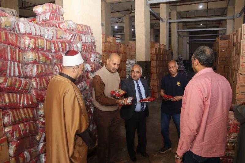 بني سويف تتسلم 40 طن مواد غذائية جافة لتوزيعها على الأسر الأولى بالرعاية خلال رمضان