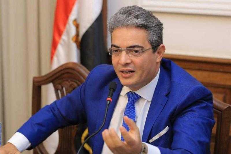 ”الإعلاميين”: منع ظهور مصعب العباسى على أى وسيلة إعلامية داخل مصر لأجل غير مسمى