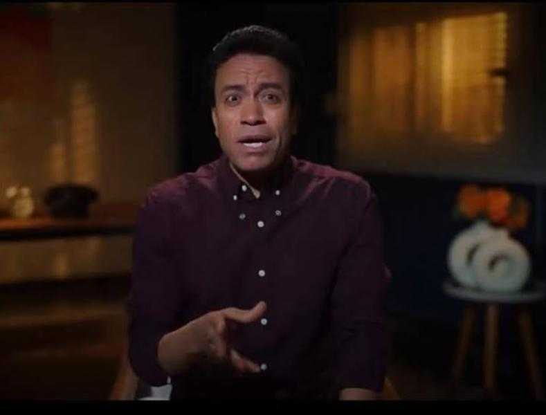 سامح حسين يُصحح مفهوما شائعا ويوضح: قلة المال لا تُعيب.. الفقر هو العيب