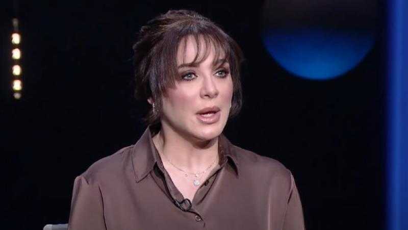 سلاف فواخرجي: أولادي تعرضوا لمحاولات خطف.. وبعض مشاهد سجن صيدنايا مفبركة