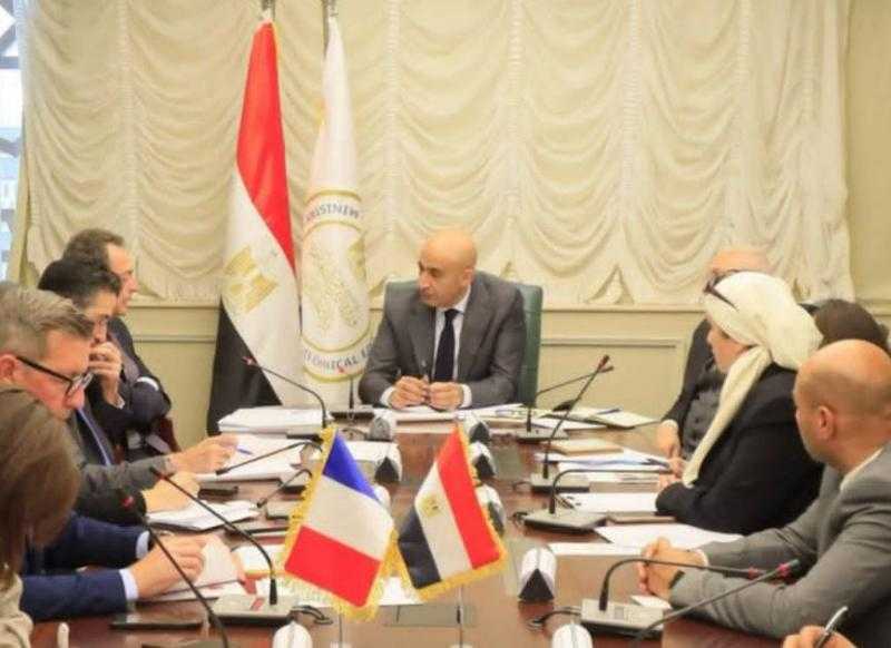 وزير التعليم ونظيره الفرنسي يناقشان خطط إنشاء 100 مدرسة مصرية فرنسية بحلول عام 2030