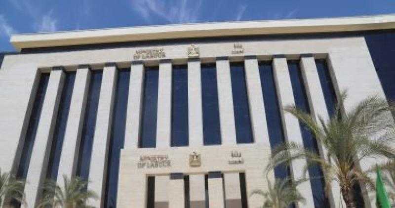 موعد آخر فرصة للتقديم على وظائف بالأردن برواتب تصل إلى 350 دينار