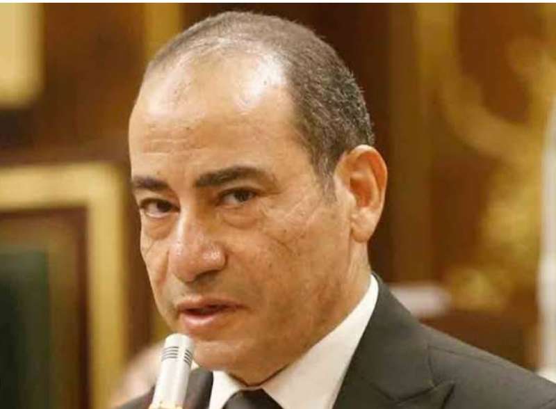 خط أحمر