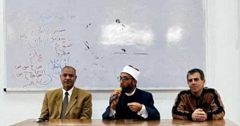 جامعة قناة السويس تنظم برنامجا تدريبيا لمواجهة الفكر المتطرف